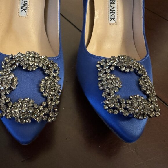 Manolo Blahnik Blue Satin Hangisi Crystal Buckle Pointed Toe Pumps - Picture 4 of 15
